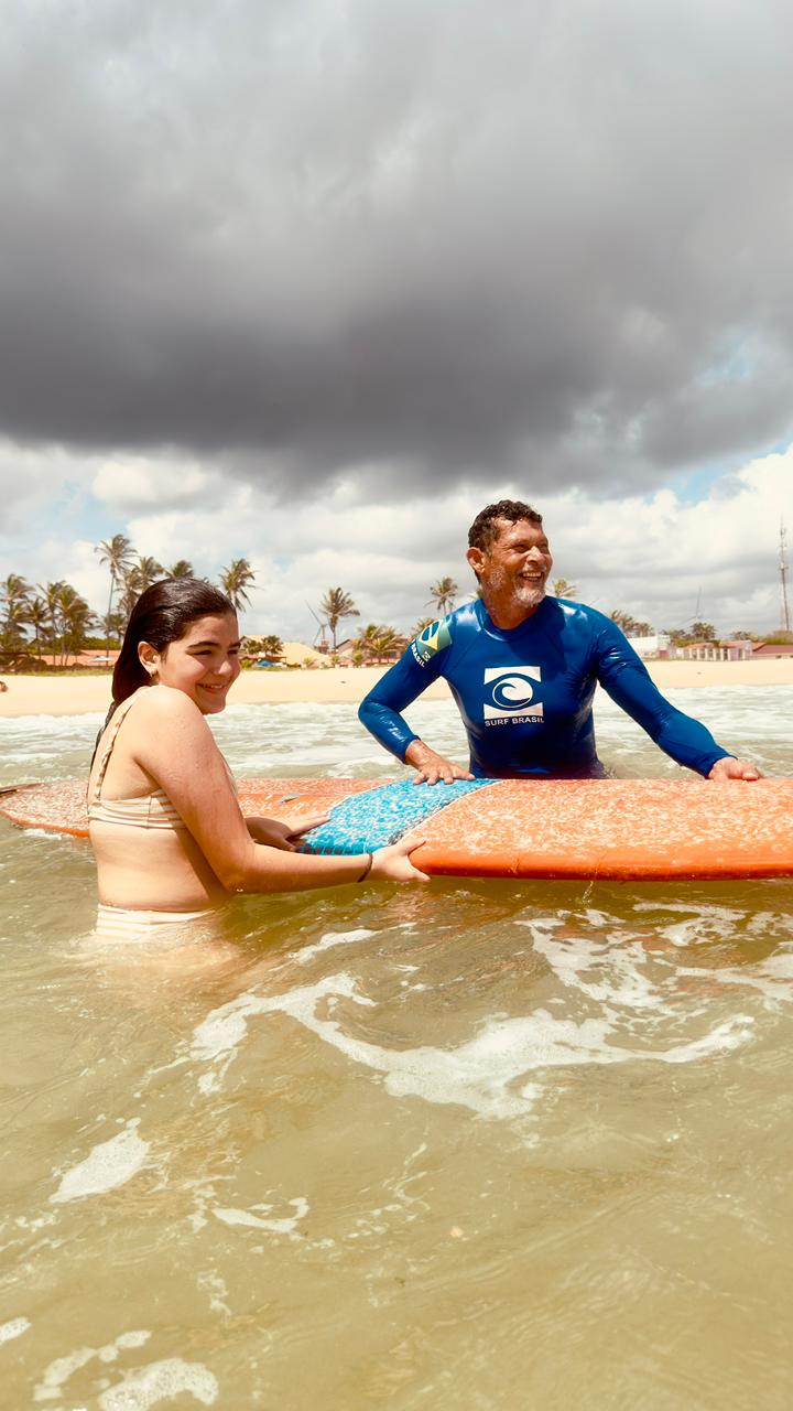 Aula de Surf Ta&iacute;ba
